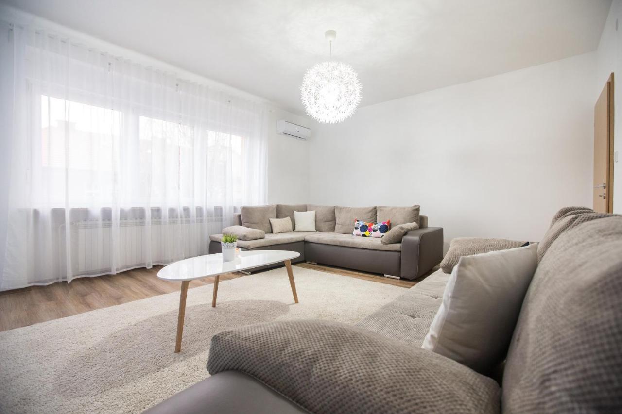 Friday Apartments Загреб Экстерьер фото